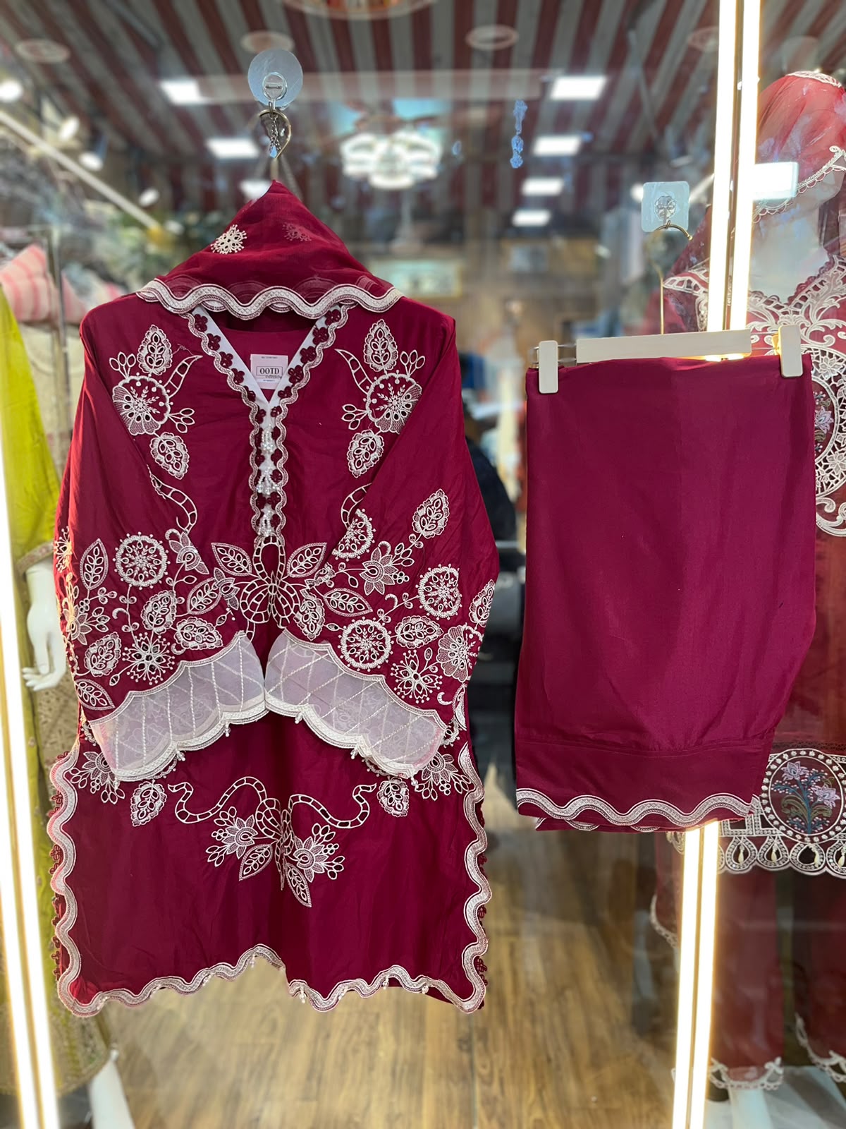 original-wine-maroon-3-piece-thread-work-suit